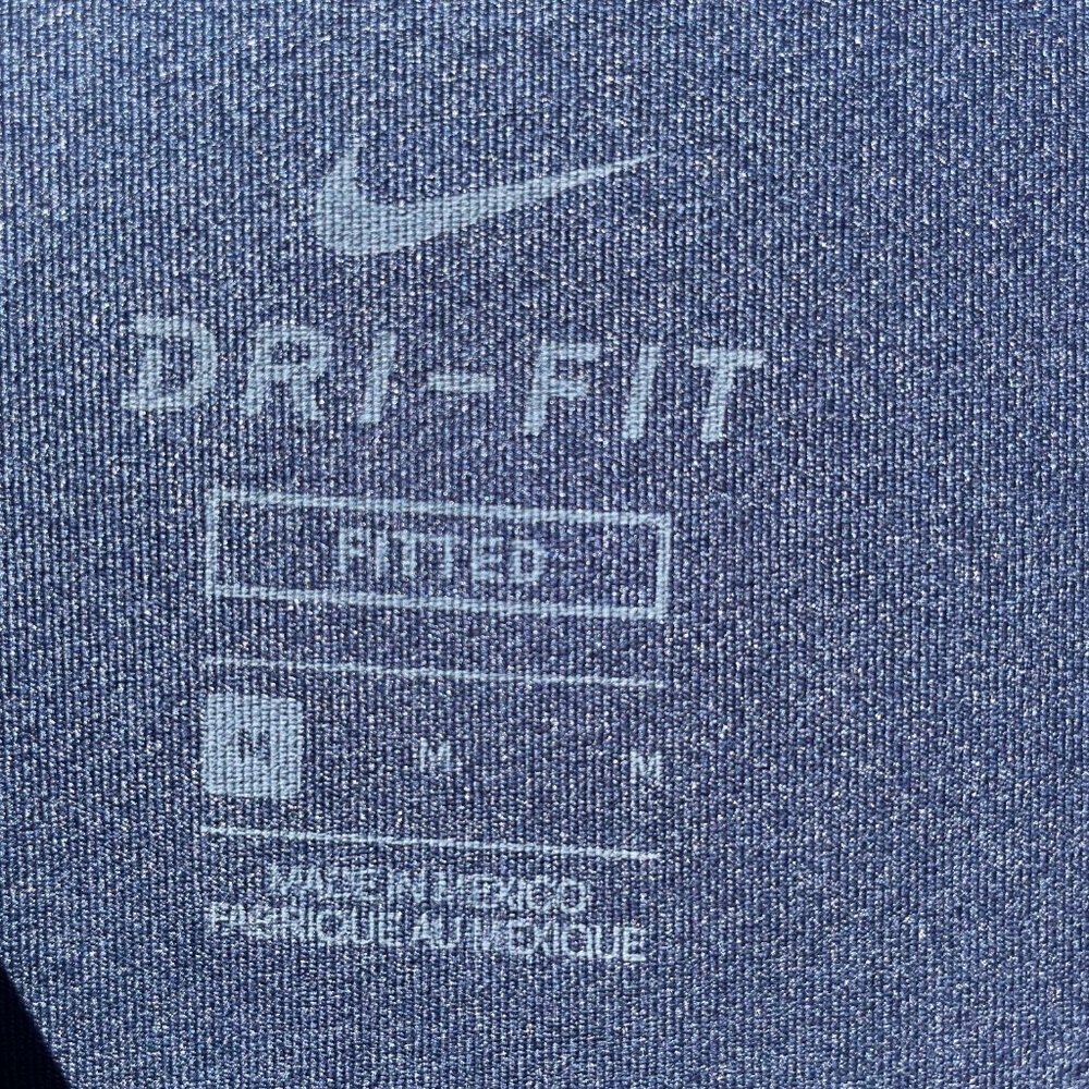 Men's Nike Navy Blue Training Short Sleeve Shirt Size Medium NWT - Picture 4 of 5